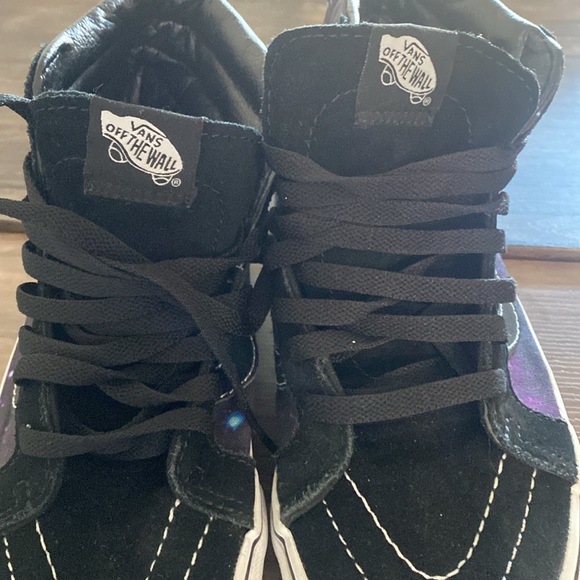 Vans - Picture 3 of 3